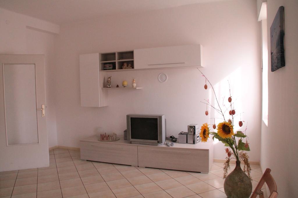 Casa Vacanze Claudette Arco Exterior foto